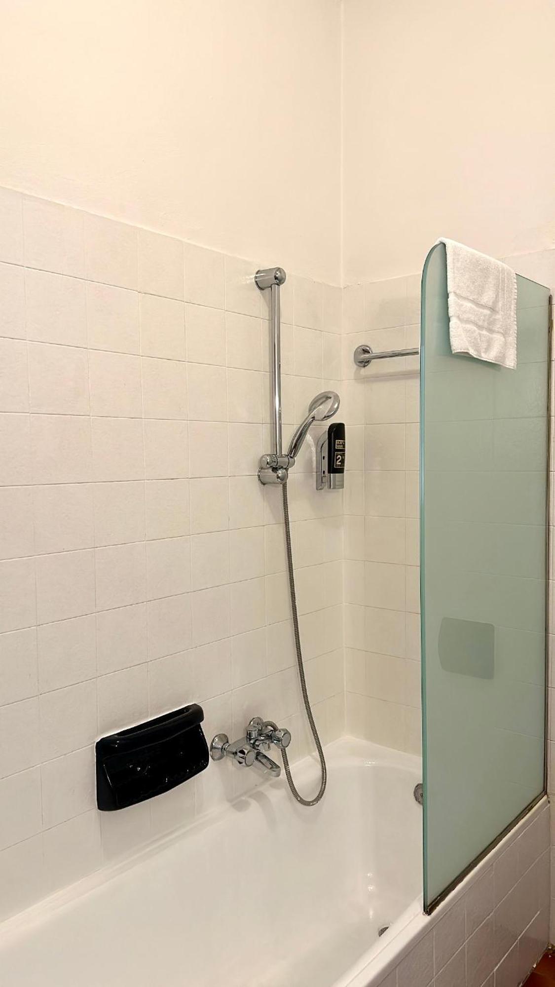 Albergo Varone Riva del Garda Kültér fotó